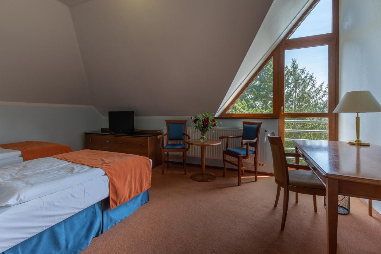 Darovansky Dvur - Wellness & Golf Hotel Brasy ภายนอก รูปภาพ